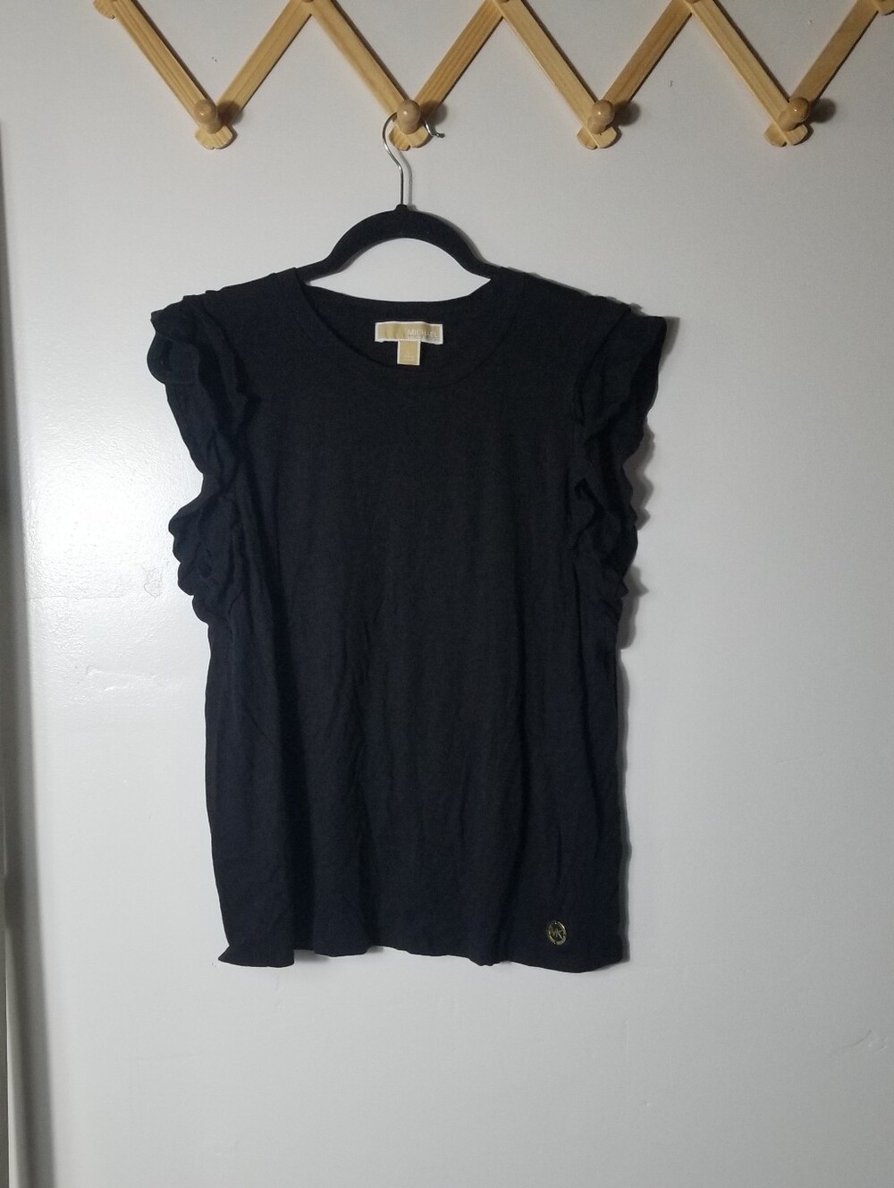 MICHAEL KORS WOMEN'S BLACK RUFFLED SLEEVE BLOUSE SIZE LARGE